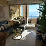 公寓 T3 Vue - Terrasse Couverte, Piscine, Parking, Proche Du Centre Ville.