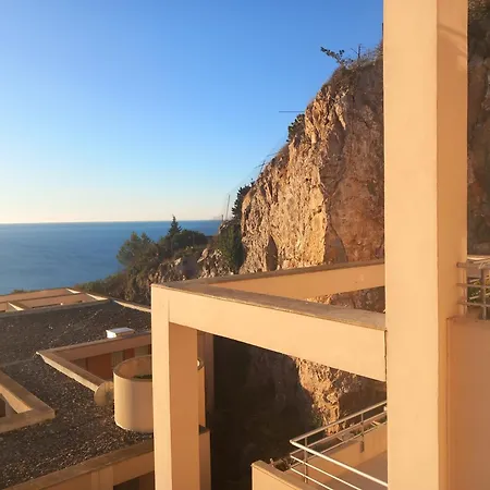 Apartamento T3 Vue - Terrasse Couverte, Piscine, Parking, Proche Du Centre Ville.