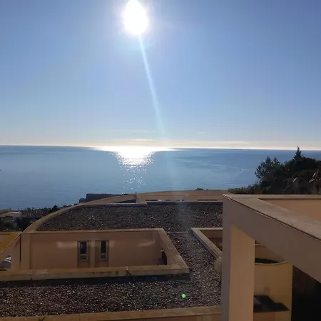 T3 Vue - Terrasse Couverte, Piscine, Parking, Proche Du Centre Ville. Apartamento