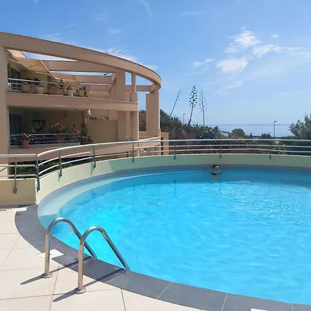 Apartamento T3 Vue - Terrasse Couverte, Piscine, Parking, Proche Du Centre Ville.