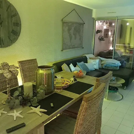 T3 Vue - Terrasse Couverte, Piscine, Parking, Proche Du Centre Ville. Apartamento *