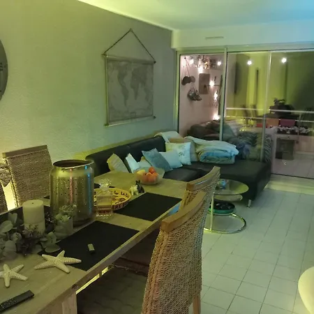 Apartamento T3 Vue - Terrasse Couverte, Piscine, Parking, Proche Du Centre Ville. Sète