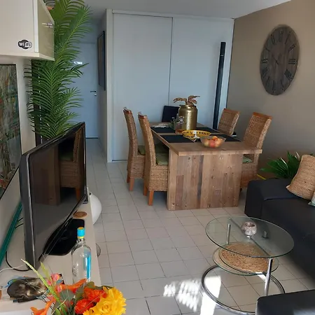 T3 Vue - Terrasse Couverte, Piscine, Parking, Proche Du Centre Ville. Sete