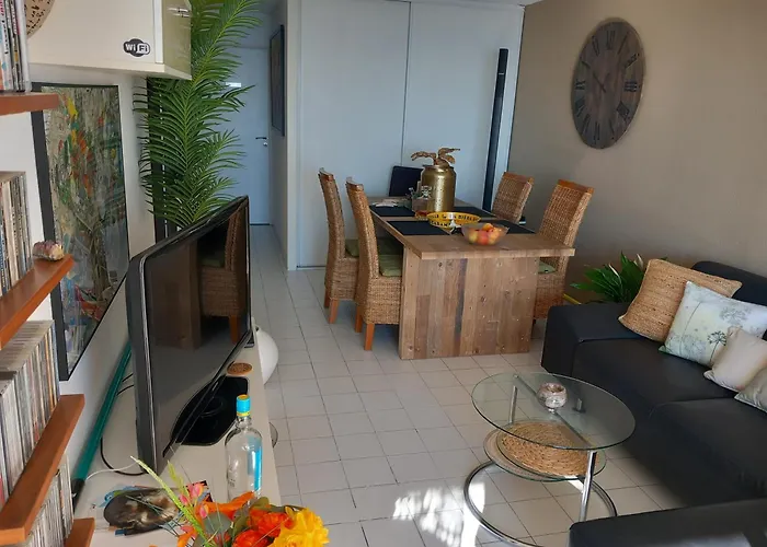 T3 Vue - Terrasse Couverte, Piscine, Parking, Proche Du Centre Ville. Апартаменты